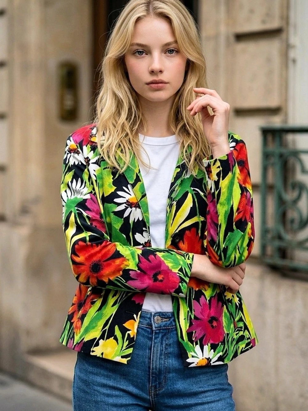 Chico's Floral Blazer in Black & Green Like New
